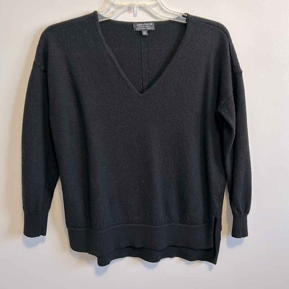 100% fine merino wool sweater by Lord & Taylor, women’s, size L, black.